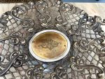 Antīks apsudrabots galda trauks ar rokturiem un gravējumu — neorokoko stilā (antique silver-plated openwork basket tray) Ļoti Viegla Pēc Svara (4654) - Image 5