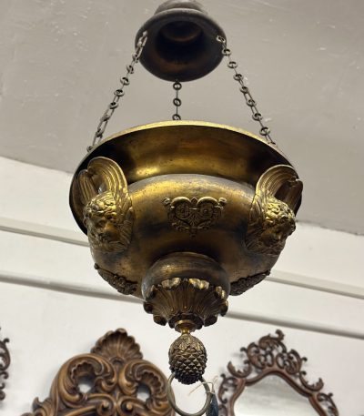Dekoratīvā lampa bez spuldžu ligzdām, ar eņģeļu galvu detaļām, vidēja izmēra (4813)