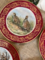 "Limoges" porcelāna šķīvji ar medījumu motīviem ("Limoges" porcelain game plates with burgundy border) (3311) - Image 5