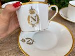 Napoleon Porcelāna Krūzes ar Sķīvjiem, Liela Izmēra (3316) - Image 3