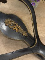 Napoleona III laikmeta neobaroka stūra konsole, melnā krasā ar bronzas detalizāciju (6163) - Image 17