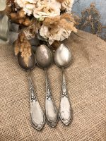 Tableware, 3 Spoons (837)