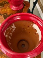 Anduze Urna Sarkanā Glazūrā — Tradicionālā Francijas Dienvidu Keramika, Terre Figuière Anduze Manufaktūra, Francija, 20. gs., franču keramikas kašpo, puķpodi, pieejami 2gabali (6055) - Image 8