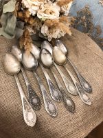 Tableware, 8 Spoons (840)