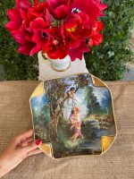 Porcelāna Šķīvis ar Eņģeļiem un Zelta Krāsas Detalizāciju (3206)