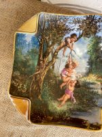 Porcelāna Šķīvis ar Eņģeļiem un Zelta Krāsas Detalizāciju (3206) - Image 3