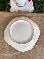 Porcelāna Šķīvis ar Eņģeļiem un Zelta Krāsas Detalizāciju (3206) - Image 7