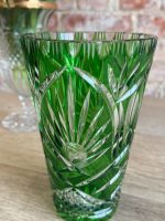 Zaļa kristāla vāze klasiskā stilā (Green Cut Crystal Vase) (5685) - Image 2