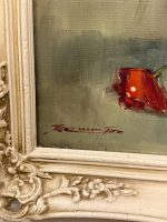 Glezna "Ziedu klusā daba" greznā gaišā rāmī (Floral Still Life Oil Painting in an Ornate Light Frame) (6149) - Image 3