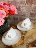 Limoges Porcelāna Krūzīte ar Zelta Monogrammu — D & Co, Limoges, Francija, ap 1879.–1900, Liela Izmēra, Pieejamas 2gab (5515) - Image 3