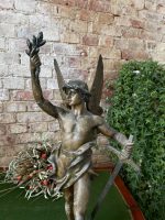 Figure, medium size (1117) - Image 5