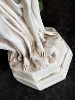 Figurine with female figures, medium size, plastic, medium light weight (7041) - Image 14