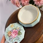 Maza, ‘’Limoge’’ Porcelāna Lādīte ar Vāku (5181)