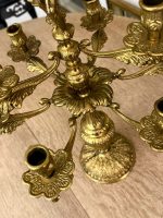 Grezns Bronzas Kandelabrs deviņām Svecēm ar Ķeruba Figūru — Baroka stilā, (bronze cherub candelabra for nine candles) (6080) - Image 8