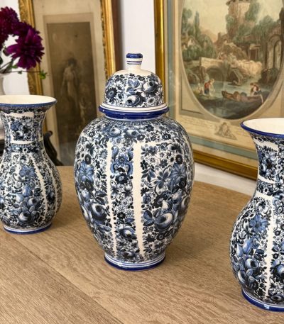 Delft Sæt – 3 små vaser, Delft Blå Tradition / Eklekticisme (6095)