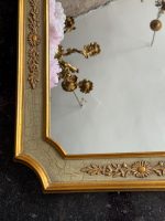 Zeltīts sienas spogulis ar ziedu motīviem — Neorokoko stilā (Gilt Neo-Rococo Wall Mirror with Floral Motifs) (7048) - Image 12