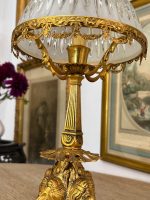 Grezna maza jūgendstila galda lampa ar sieviešu figūrām un slīpēta stikla kupolu, (Antique small Art Nouveau brass table lamp) (6051) - Image 15