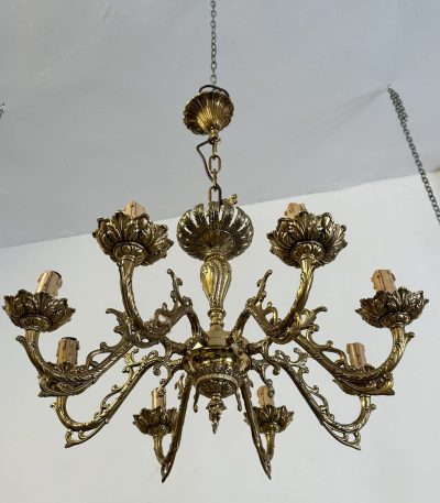 Liela metāla lampa, 8 spuldzes, smaga (3914)