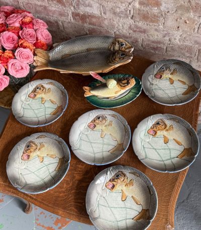 Eksklusiv Majolica Fiskefad Sæt — Historicisme Stil, (5372)