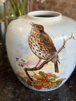 Neliela Vidēja Limoges porcelāna vāze ar putniem (Small Limoges Porcelain Vase) (7055) - Image 6