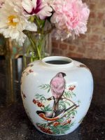 Neliela Vidēja Limoges porcelāna vāze ar putniem (Small Limoges Porcelain Vase) (7055) - Image 3