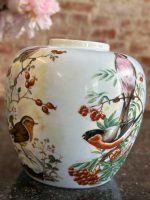 Neliela Vidēja Limoges porcelāna vāze ar putniem (Small Limoges Porcelain Vase) (7055) - Image 7