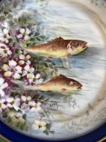 izsmalcināta "Limoge" porcelāna servīze ar zivīm, tumši zilā krāsā ar zelta krāsas akcentu, ar mākslinieka parakstu (7054) - Image 8