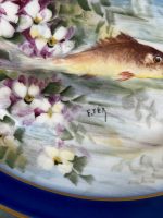 izsmalcināta "Limoge" porcelāna servīze ar zivīm, tumši zilā krāsā ar zelta krāsas akcentu, ar mākslinieka parakstu (7054) - Image 9