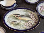 izsmalcināta "Limoge" porcelāna servīze ar zivīm, tumši zilā krāsā ar zelta krāsas akcentu, ar mākslinieka parakstu (7054) - Image 12
