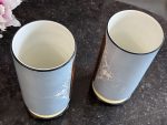 Divas cilindriskas porcelāna vāzes ar eņģeļu motīviem — Bīdermeijera stilā (Two Porcelain Vases) (7056) - Image 12