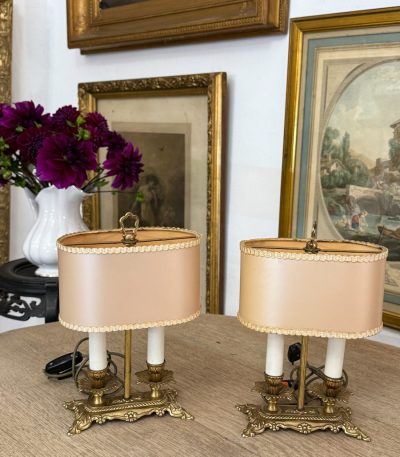 2 stk. bordlamper, lille størrelse, lette, 2 pærer hver (6071)