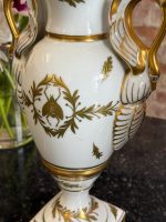 Limoges porcelāna vāžu pāris (2 gab.) — Ampīra stilā ar zelta gulbjiem un bitēm (7096) - Image 9