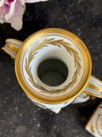 Limoges porcelāna vāžu pāris (2 gab.) — Ampīra stilā ar zelta gulbjiem un bitēm (7096) - Image 14