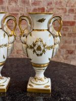 Limoges porcelāna vāžu pāris (2 gab.) — Ampīra stilā ar zelta gulbjiem un bitēm (7096) - Image 2