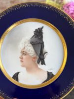 Porcelāna kūku šķīvis ar portretu un parakstu, neliela izmēra (7153) - Image 8