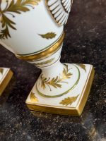Limoges porcelāna vāžu pāris (2 gab.) — Ampīra stilā ar zelta gulbjiem un bitēm (7096) - Image 17