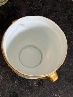 Ar rokām apgleznots porcelāna kašpo ar ziedu motīvu — klasicisma stilā (Hand-Painted Limoges Porcelain Cachepot in Neoclassical Style) (7059) - Image 11