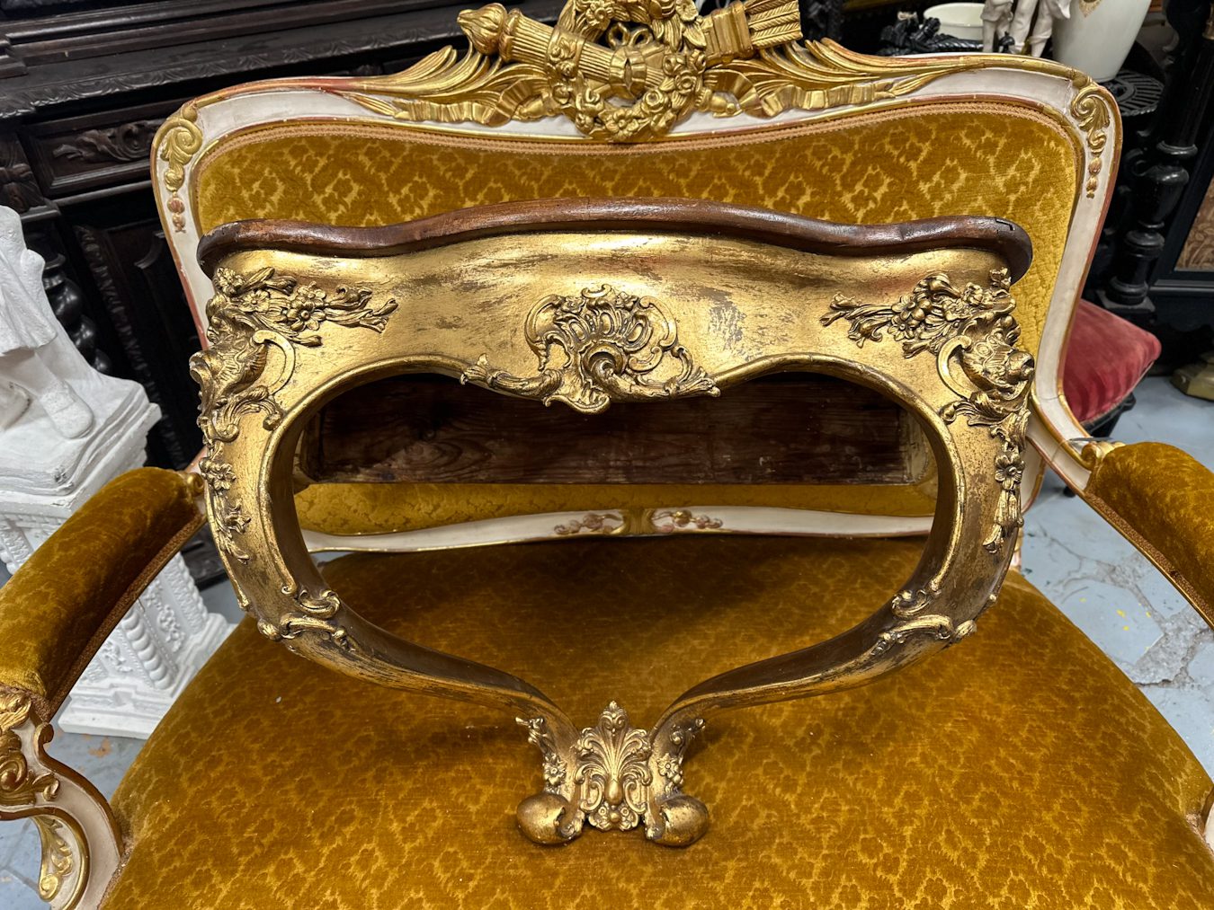 Zeltīta Koka Sienas Konsole ar Mahagonija Virsmu — Louis XV Rococo, Francija/Beļģija, 19.gs. (4856) - Image 1