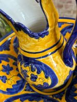 Apgleznots keramikas mazgāšanās komplekts — Majolikas stilā (Hand-Painted Ceramic Washbasin Set in Majolica Style) (7061) - Image 11