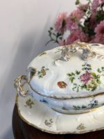Neliela Izmēra Porcelāna Terīne ar Vāku (5075) - Image 4