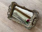 Antīka stila misiņa paplāte ar spoguli — neorokoko stilā (small brass mirror tray vanity) (5606) - Image 5