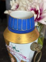 Porcelāna vāze ar lauvas galvām un profilu — Otrās impērijas stilā (Porcelain Vase with Bronze Mounts in Second Empire Style) (7102) - Image 13