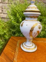 Miniatūra porcelāna vāze ar vāku (2882) - Image 4