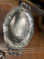 Antīks apsudrabots galda trauks uz kājiņām ar rokturiem — Jūgendstilā (antique silver-plated footed bowl tray) (4479) - Image 2