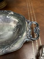 Antīks apsudrabots galda trauks uz kājiņām ar rokturiem — Jūgendstilā (antique silver-plated footed bowl tray) (4479) - Image 3
