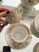 Ekskluzīvs Porcelāna Kafijas un Tējas Servīzes Komplekts 8 Personām — Historisma stilā, (Elegant Antique Porcelain Tea Service for Eight — Historism Style) (5146) - Image 10