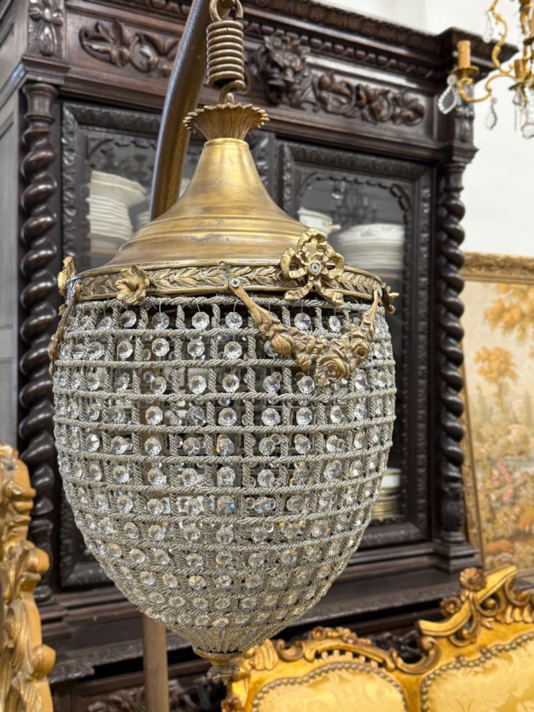 Griestu Lampa Zīles Formā, Vidēja Izmēra, Iekšpusē 1 Spuldze, Pieejamas 5gab (5529) - Image 1