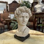 Miniatūras Figūriņa, Ļoti Maza Izmēra, Vidēji Smaga (4168)