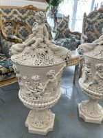 Liela Dekoratīvā Vāze ar Vāku un Enģeļu- Putti Skulptūru — Neoklasicisms, 20.gs. (4129) - Image 4