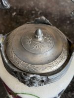 Antīks apgleznots stikla cepumu trauks ar ziediem un metāla rokturi — secesijas stilā (antique biscuit jar) (6936) - Image 12
